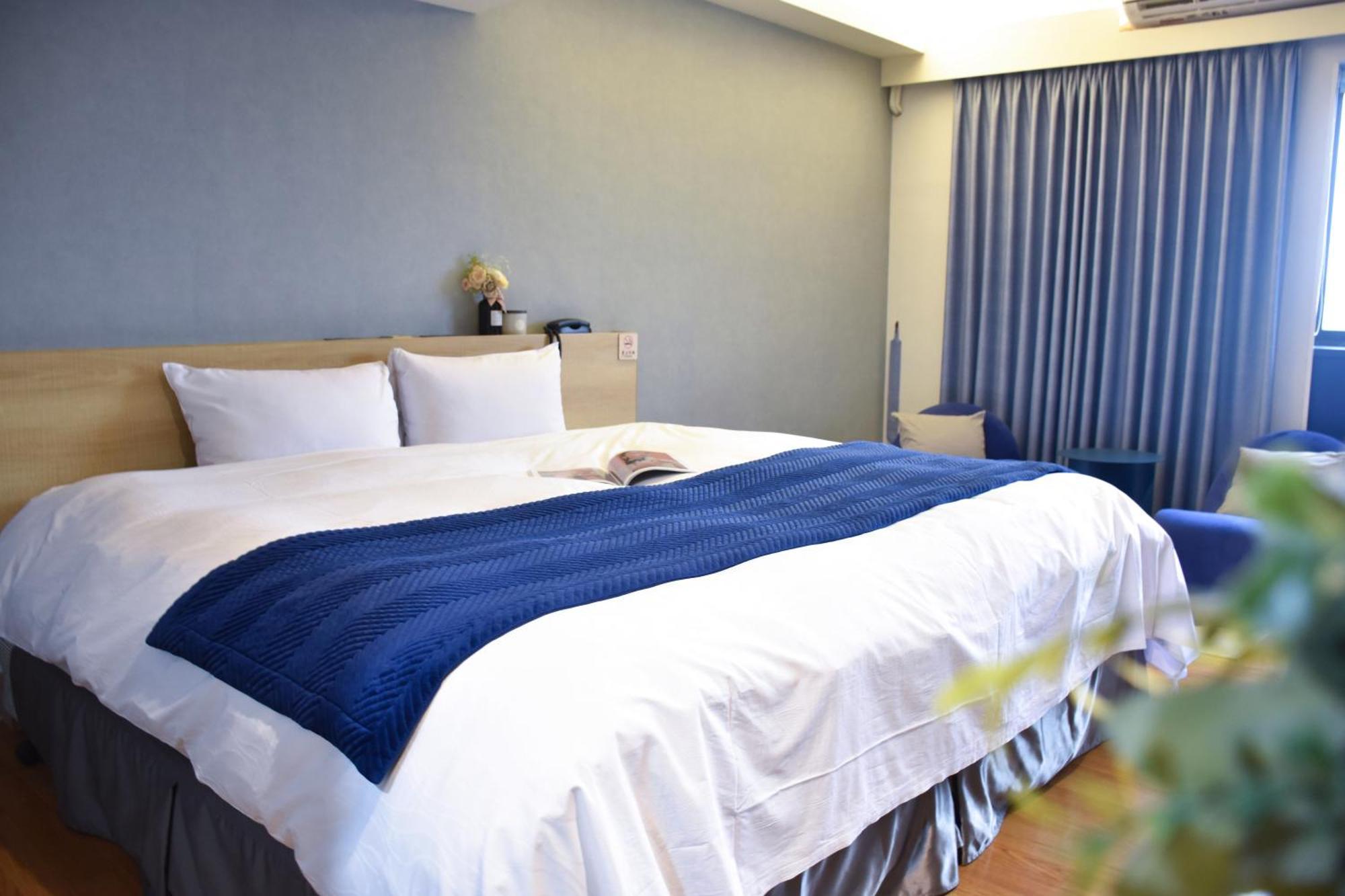 Talmud Hotel Gongyuan Тайчжун Экстерьер фото